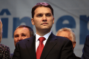 Şova vrea transparenţă la achiziţiile publice