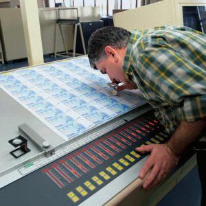 Europa dă primele semne de revenire economică, dar va fi un proces greoi