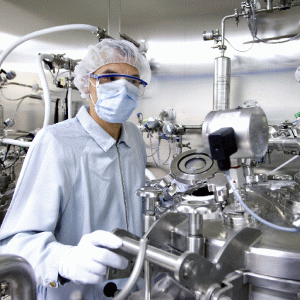 Italia vrea despăgubiri de 1,2 miliarde euro de la "Novartis" şi "Roche"