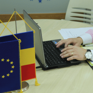 Autorităţile ţintesc un grad de absorbţie de peste 74%, până la finalul lui 2014