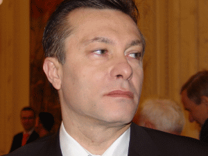 "Clasa politică să elimine imunitatea, inclusiv pe cea prezidenţială"