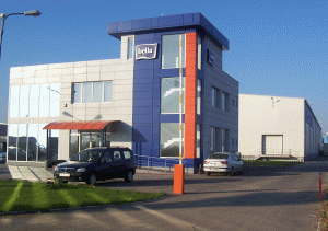 Sediul şi depozitul logistic Bella România.