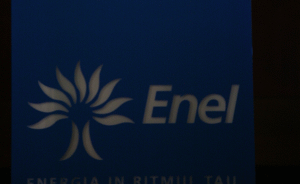 Enel începe procesul de vânzare a activelor din Slovacia şi România