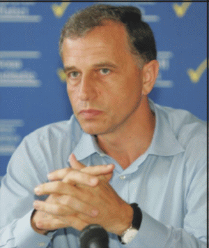 Geoană le-a scris preşedintelui şi premierului