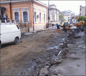28 de instituţii financiar-bancare vor să crediteze investiţiile Primăriei Iaşi