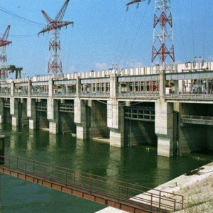 Hidroelectrica a vândut aproape 200.000 MWh pe OPCOM
