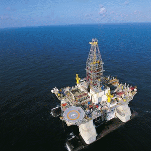 Cotaţia petrolului, în prima creştere săptămânală din ultima lună