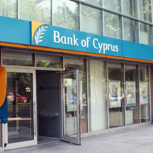 Acţionarii ruşi ai Bank of Cyprus cer să li se respecte drepturile