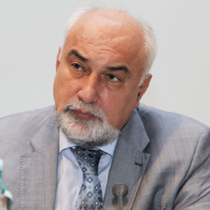 Varujan Vosganian: "Traian Băsescu nu trebuie lăsat să se reinsereze, prin intermediul PMP, în dreapta politică"