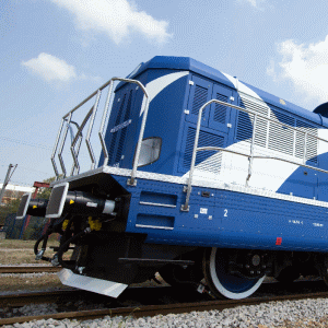 Electroputere VFU Craiova şi Reloc SA, în parteneriat cu americanii de la Caterpillar Inc., au construit prima locomotivă românească din ultimii 25 de ani.