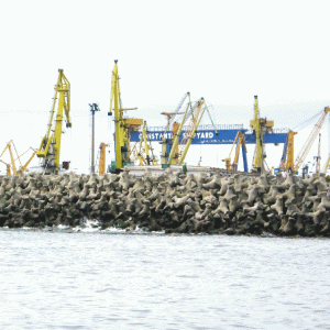 Trecerea de acţiuni ale Portului Constanţa la Consiliul Local, neconstituţională