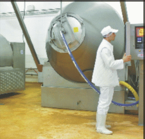 Managerii companiilor văd o creştere a producţiei, în martie-mai, dar şi una a preţurilor