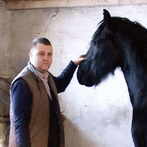 Cosmin Rădulescu: "Este destul de greu să fii crescător de animale. Dacă am primi un ajutor mai mare din partea statului, ne-am putea dezvolta mult mai uşor".