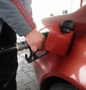 Specialiştii: "Îngheţarea accizei înseamnă, de fapt, creşterea ei"