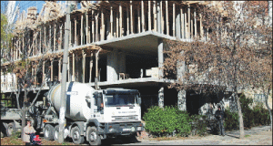 Târgul imobiliar "Timon" aduce o ofertă de 15.000 de locuinţe