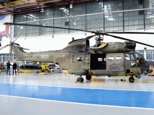 Eurocopter România a livrat ieri ultimul elicopter modernizat către Royal Air Force