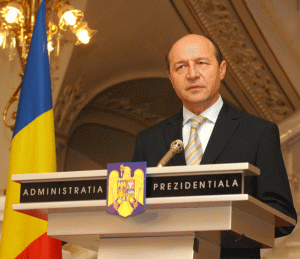 Băsescu: "După mandatul meu, trebuie pusă virgulă, nu punct"