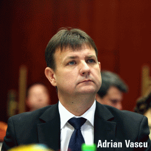 Toate informaţiile din rapoartele de evaluare - sintetizate într-o bază de date