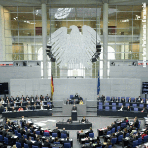 Profesorii şi învăţătorii din învăţământul în limbă germană primesc indemnizaţii de la Bundestag
