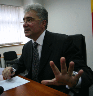 Adriean Videanu iese din arest, fiind pus sub control judiciar