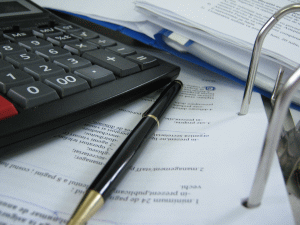 Autorităţile amână cu un an aplicarea IFRS pentru companiile de asigurări