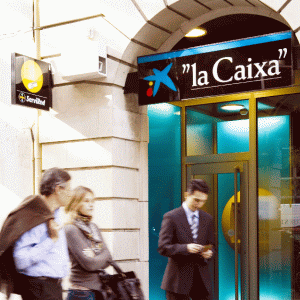 "CaixaBank" oferă peste un miliard de euro pentru 56% din BPI Portugalia