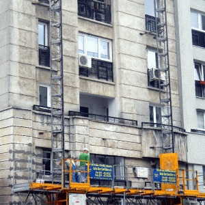 "Suntem pesimişti cu privire la evoluţia pieţei locale, în acest an"