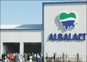 Cifră de afaceri cu 51% mai mare pentru "Albalact", în 2007