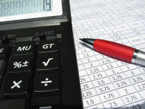 Reducerea TVA la 19% din 2016, eliminarea taxei pe stâlp din 2017