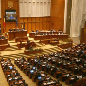 Senatul a aprobat Ordonanţa care prevede TVA de 9% la pachetele turistice
