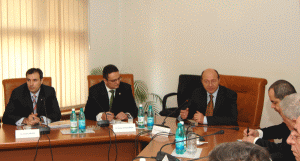 "Demisia de la SRI, şi din cauza neadoptării legislaţiei de securitate"