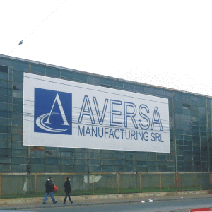 "Aversa Manufacturing" acuză retrocedarea, în baza unor certificate de moştenitor false