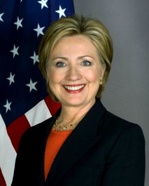 Hillary Clinton candidează la preşedinţia SUA