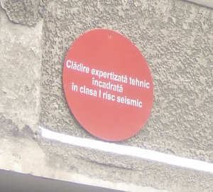 Primăriile pot face reabilitări la locuinţele private cu risc seismic