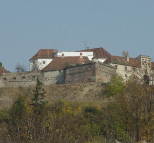 Cetatea Braşov va fi scoasă la licitaţie dacă nu va fi cumpărată de Primărie