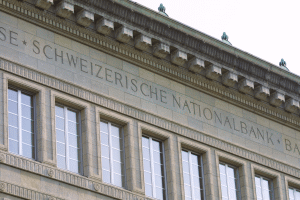 Banca Naţională a Elveţiei a pierdut 32 de miliarde de dolari în trei luni din cauza aprecierii francului