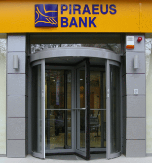 "Piraeus Bank pierde definitiv pe tema îngheţării cursului valutar CHF - leu dintr-un contract de credit"