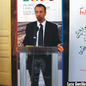 Italia - primul loc în topul ţărilor care investesc în terenurile agricole din România