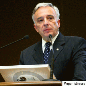 Pe Isărescu îl ustură Piperea
