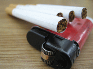 Trei mari producători de ţigări trebuie să plătească despăgubiri de 12,5 miliarde dolari