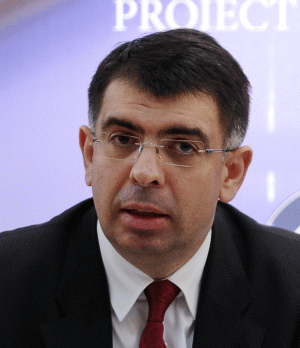 Cazanciuc: "Sunt gata să plec dacă evaluarea premierului nu corespunde mandatului iniţial"