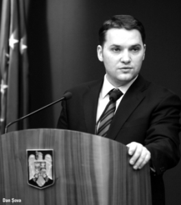Trecutul altora îi creează probleme lui Dan Şova