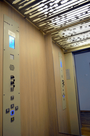 Cercetătorii Elmas au realizat un lift care consumă cât un bec de 45 de waţi