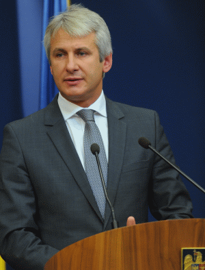 "Măsurile din Codul Fiscal vor intra în economie înainte de 1 ianuarie 2016"