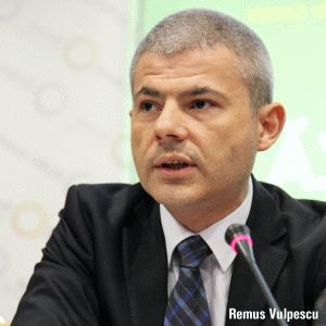 Vulcan atacă piaţa utilajelor petroliere cu "Elefantul arab"