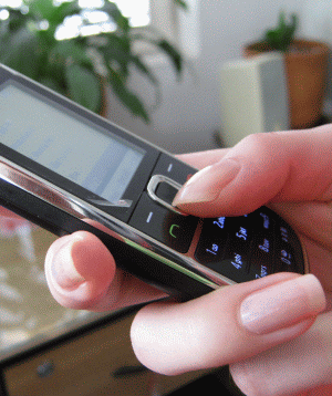 ANCOM: Furnizorii de servicii telecom - obligaţi să publice procedura privind soluţionarea reclamaţiilor