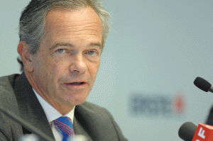 "Nu spun nu unei achiziţii a unei bănci greceşti în România"