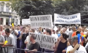 Un angajat al RAAN continuă greva foamei, sindicatele organizând alte proteste începând de luni
