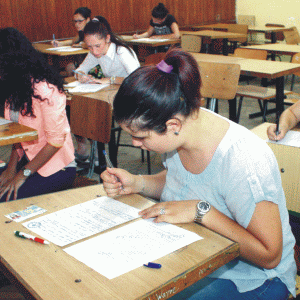  Emoţii pentru profesori în sesiunea a doua