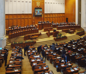 Tăriceanu: "Senatorii vor relua discuţiile privind reexaminarea Codului Fiscal miercurea viitoare"